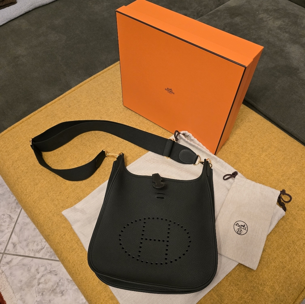 New Hermes Evelyn PM dark green cross body bag